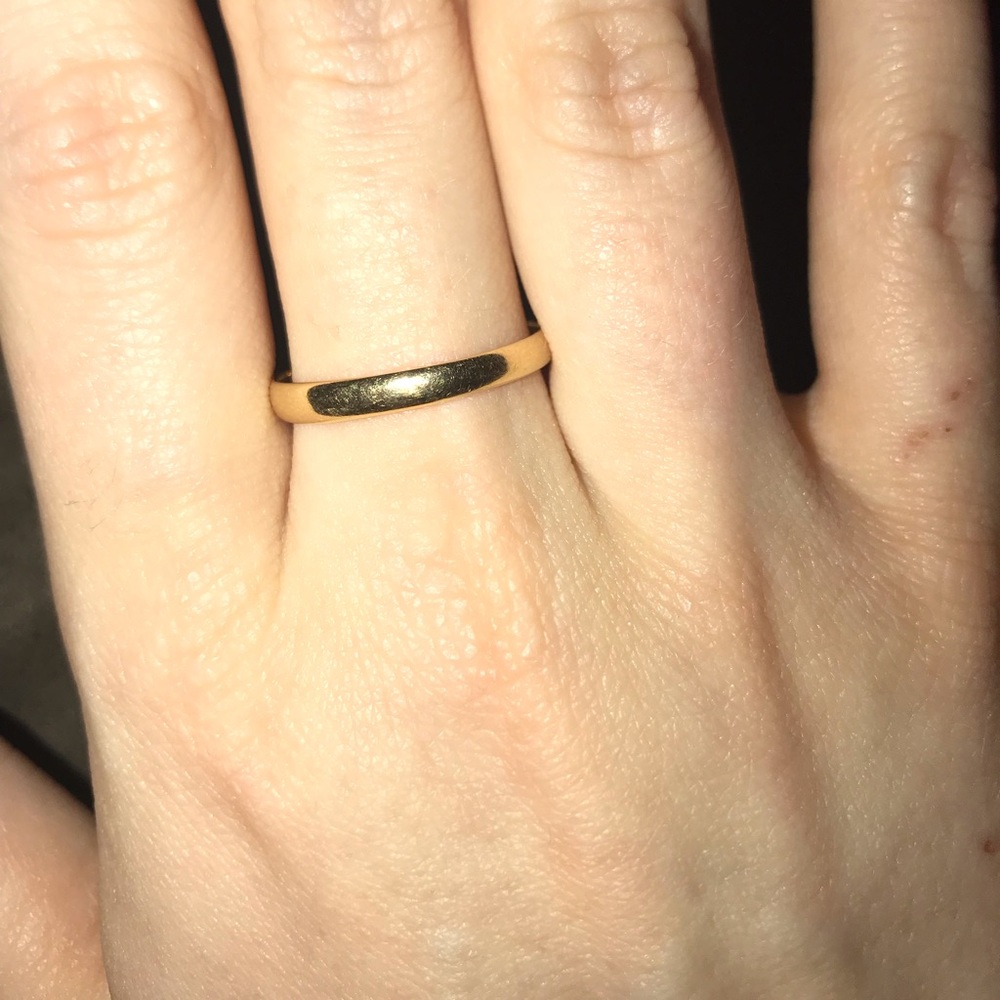 14k gold wedding band
